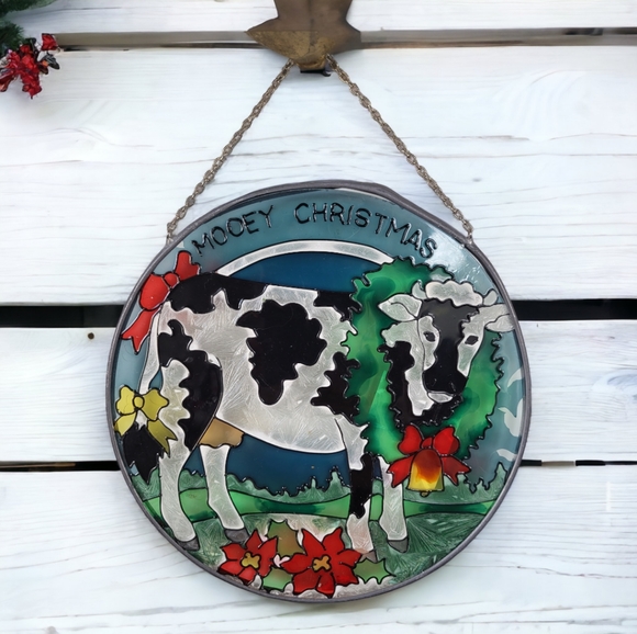 Round "Mooey  Christmas" Cow Suncatcher Window Display - Picture 1 of 5
